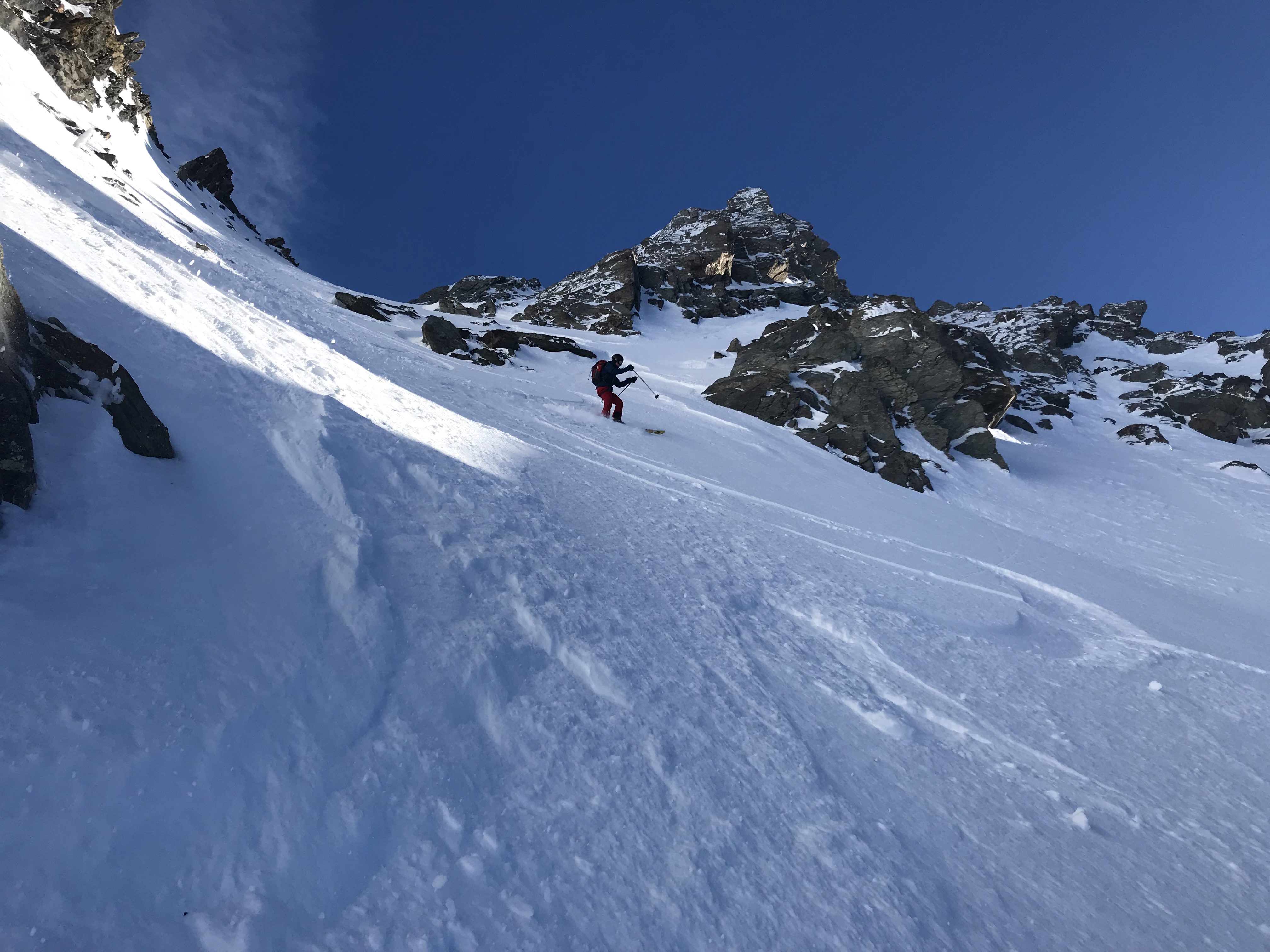 Laurent descend le couloir jour 3