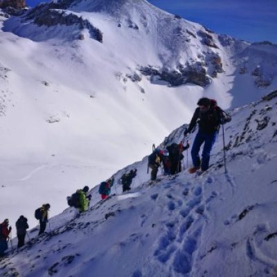 Logo de l'Expé Semaine alpine d'hiver avec une belle bande de 60 copaines!