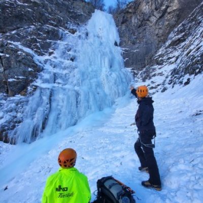 Logo de l'Expé Semaine chez notre ami Dams (alias le bandit de Cham)